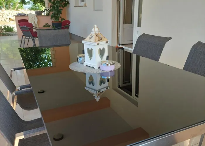 Paula アパート *